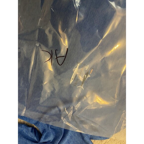 Vineyard Vines Men’s Long Sleeve Harbor Performance Graphic Tee XL Blue - Picture 10 of 10